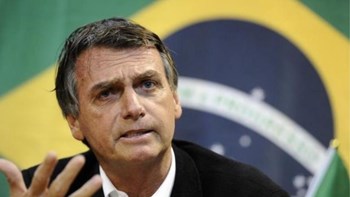 «Επιτυχής» η χειρουργική επέμβαση στην οποία υπεβλήθη ο ακροδεξιός υποψήφιος για την προεδρία της Βραζιλίας, Ζαΐχ Μπολσονάρου – Είχε δεχθεί επίθεση με μαχαίρι