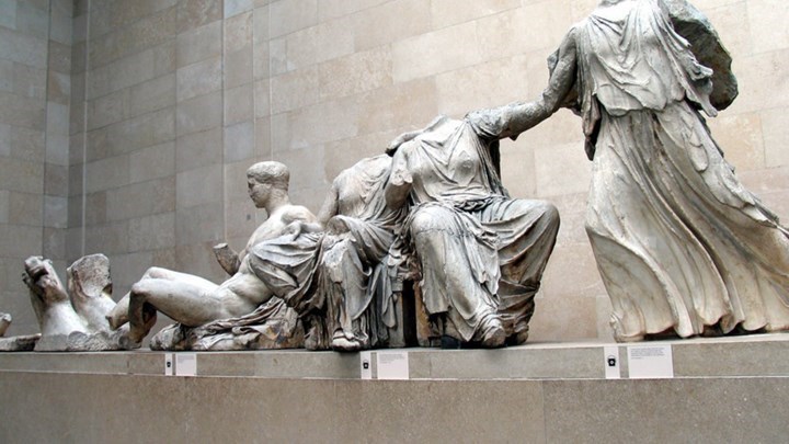 Η πιο τρελή θεωρία από Βρετανό ιστορικό τέχνης: Ρωμαϊκά αντίγραφα τα Γλυπτά του Παρθενώνα που έκλεψε ο Έλγιν