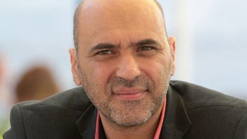 Κώστας Στρατής: Η τέχνη υπενθυμίζει πως το αίτημα της Δημοκρατίας είναι διαρκές