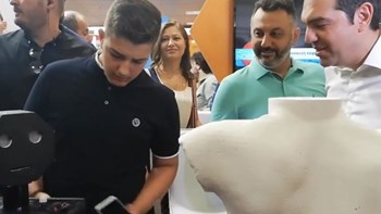 Ο μαθητής γυμνασίου με το ρομπότ που εντυπωσίασε τον Αλέξη Τσίπρα- ΒΙΝΤΕΟ