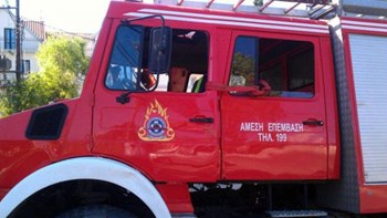 Έρευνα της Πυροσβεστικής για εγκλωβισμένους στη μονοκατοικία που κατέρρευσε στα Ιωάννινα – ΤΩΡΑ