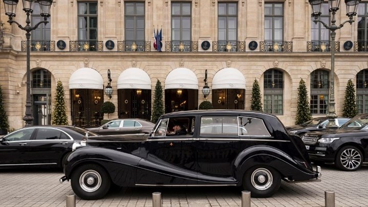 “Έγδυσαν” πριγκίπισσα στο Παρίσι – Άρπαξαν κοσμήματα αξίας 900.000 ευρώ από το δωμάτιο πεντάστερου ξενοδοχείου