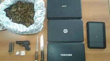 “Τσάκωσαν” 65χρονη με ποσότητα χασίς και πιστόλι στο Ηράκλειο