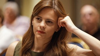 Αχτσιόγλου: Σημαντικές ελαφρύνσεις για 250.000 μη μισθωτούς ασφαλισμένους