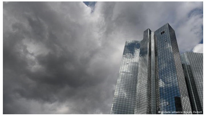 “Καμπανάκι” από κορυφαίους οικονομολόγους για νέα παγκόσμια οικονομική κρίση