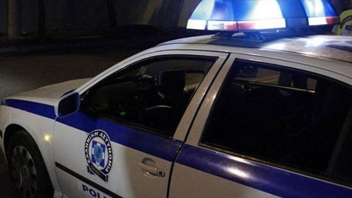 Κατήγγειλε ότι ο αδελφός του πυροβολούσε έξω από το σπίτι – Ο δράστης αναζητείται από την Αστυνομία