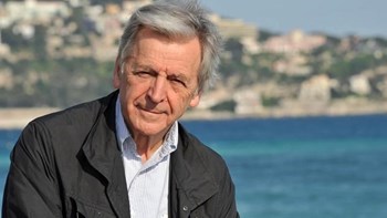 Γαβράς: Ο “θάνατός” μου με… καταξίωσε στα μάτια του εγγονού μου