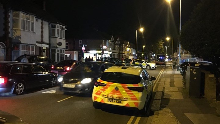 Επίθεση με μαχαίρι στο Λούτον της Αγγλίας – Αναφορές για αρκετούς τραυματίες – ΤΩΡΑ