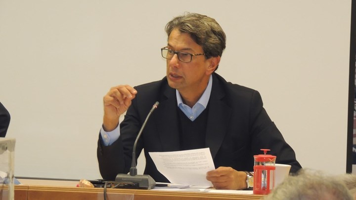 Υπογραφές για να κλείσει το hotspot μαζεύει ο Δήμαρχος Σάμου: Υποφέρουμε – Η αποσυμφόρηση είναι εξαγγελία χωρίς αντίκρισμα