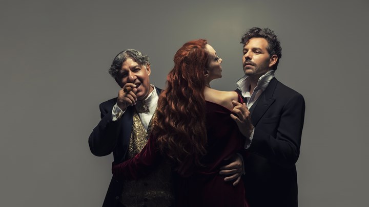 Άψογης αισθητικής η φωτογράφιση του «Ανατόλ» που έχει μόνο το enikos.gr