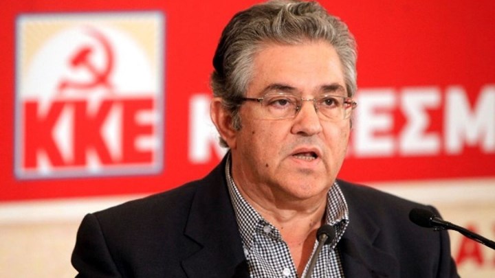 Κουτσούμπας στον Realfm 97,8: Πίσω από τις κορώνες του Πρωθυπουργού κρύβεται η κοινή πορεία ΣΥΡΙΖΑ- ΝΔ