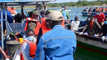 «Θαύμα» στο ναυάγιο της Τανζανίας: Εντοπίστηκε ζωντανός άνδρας μετά από δύο ημέρες