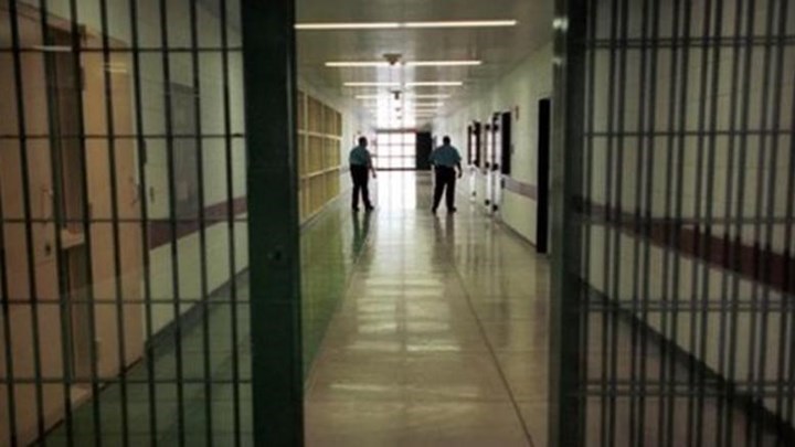 Απόπειρα αυτοκτονίας κρατούμενου στο τμήμα Μεταγωγών Πάτρας