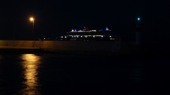 Αναχώρησαν για την Κρήτη τα πλοία που προσέκρουσαν ελαφρά μεταξύ τους στο λιμάνι του Πειραιά