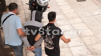 Τι λέει ο δικηγόρος του 38χρονου που μαχαίρωσε τη φίλη της αδελφής του μπροστά σε παιδιά – ΒΙΝΤΕΟ