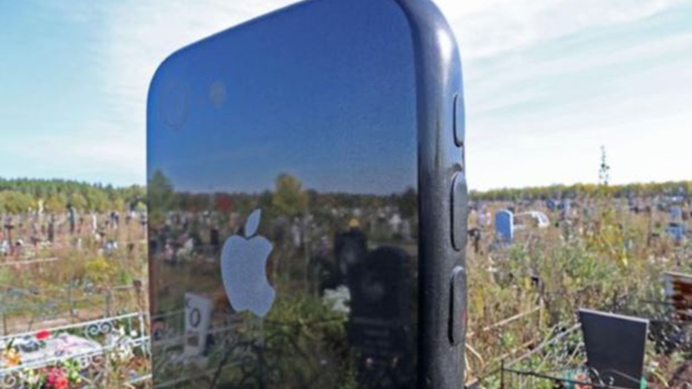 Έβαλε ταφόπλακα… iPhone με screensaver τη φωτογραφία της νεκρής κόρης του – ΦΩΤΟ