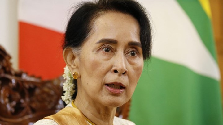 Θα αφαιρεθεί η καναδική υπηκοότητα που είχε χορηγηθεί τιμητικά στη ηγέτιδα της Μιανμάρ εξαιτίας της άρνησής της να καταδικάσει τη «γενοκτονία» των Ροχίνγκια