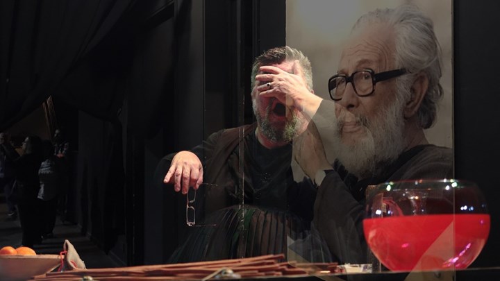 Ο Κραουνάκης «χτυπά» Πειραιά με το «Duende» του