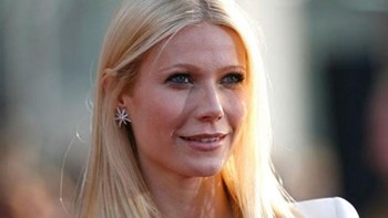 Παντρεύτηκε η Γκουίνεθ Πάλτροου – Ποιοι διάσημοι φίλοι της ήταν καλεσμένοι – ΒΙΝΤΕΟ