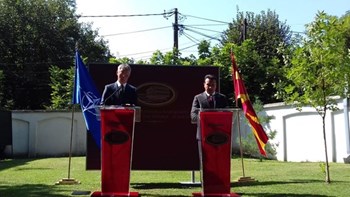 Στόλτενμπεργκ: “Ιστορική ευκαιρία” το αποτέλεσμα του δημοψηφίσματος στην ΠΓΔΜ