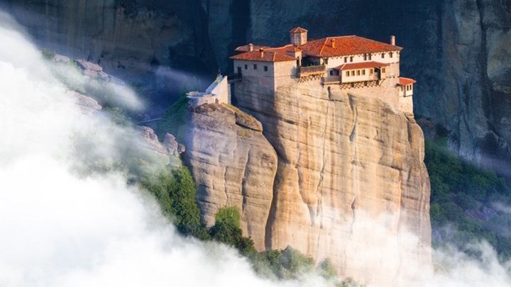 Μυστήριο με γυναίκα που εντοπίστηκε νεκρή στα Μετέωρα