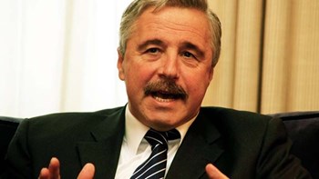 Επίθεση Μανιάτη στον Σταθάκη: Αποτυχημένος διαχειριστής της ΔΕΗ