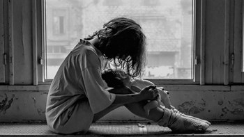 Τραγικοί γονείς – Έκαναν το παιδί τους «βαποράκι»