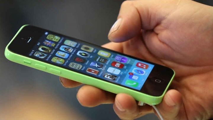 Έρχονται τα πάνω κάτω στην κινητή τηλεφωνία: Φραγή αν ο λογαριασμός ξεπεράσει τα 150 ευρώ