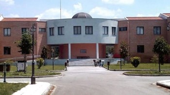 Συγκλονιστικές μαρτυρίες στον Realfm 97,8 για τον καθηγητή ”Φακελάκη”