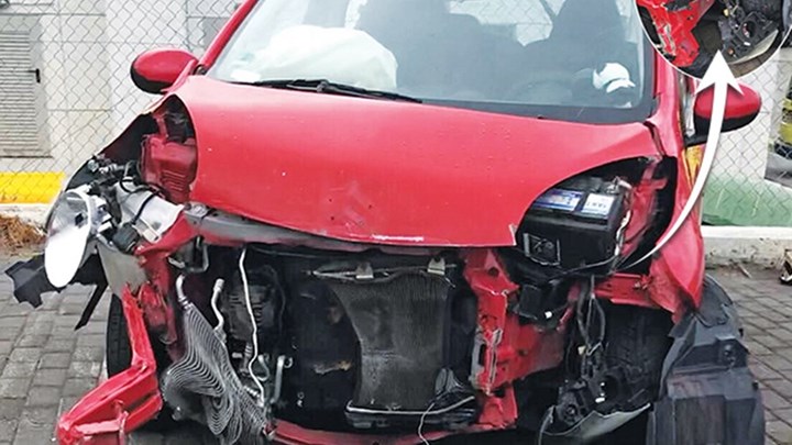 Εφιάλτης στην άσφαλτο για γνωστό μοντέλο – Τράκαρε σε τούνελ