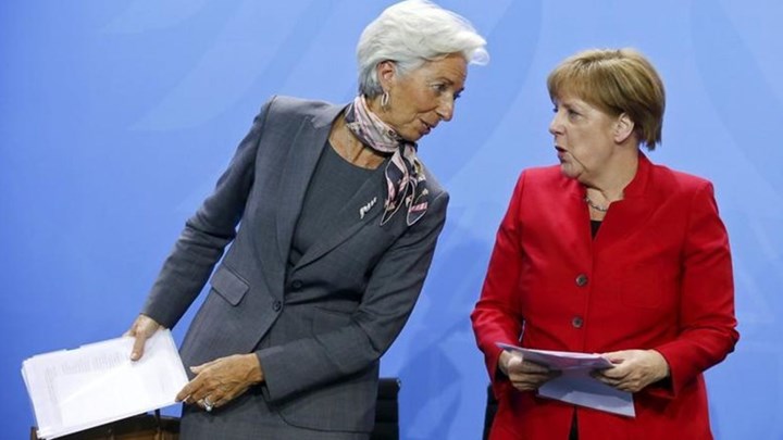 Αγώνας δρόμου για τη μη περικοπή των συντάξεων – Το “τείχος” του Βερολίνου και οι κινήσεις Τσακαλώτου