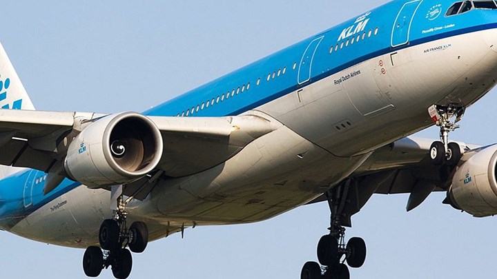 Πανικός στον αέρα με επιβάτη της KLM – Ολλανδικά F16 συνόδευσαν το αεροσκάφος στο Άμστερνταμ