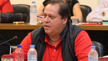 Άγρια επίθεση σε αθλητικογράφο τηλεοπτικού σταθμού στον Βόλο