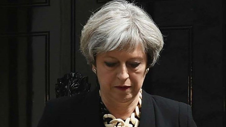 Συντηρητικοί υπέρμαχοι του Brexit προειδοποίησαν την Μέι να μην δεσμευτεί σε συμφωνία με την Ε.Ε. πέραν του 2022