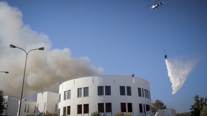 Με δανεικά ρούχα ζουν οι πυρόπληκτοι φοιτητές στο Πανεπιστήμιο Κρήτης – ΒΙΝΤΕΟ