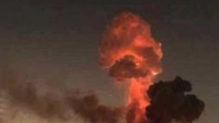 Έκρηξη σε αποθήκη πυρομαχικών στην Ουκρανία –  Απομακρύνονται 10.000 κάτοικοι – ΒΙΝΤΕΟ