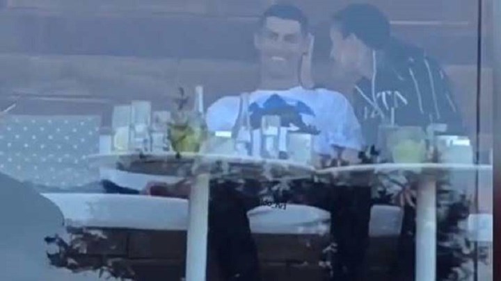 Νέα δημόσια εμφάνιση του Ρονάλντο μετά το σκάνδαλο – Το τρυφερό τετ α τετ με τη Τζορτζίνα – ΦΩΤΟ – ΒΙΝΤΕΟ