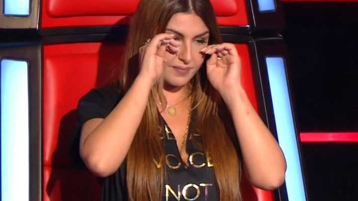 Η συγκίνηση της Παπαρίζου στο πλατό του “The Voice” – ΒΙΝΤΕΟ