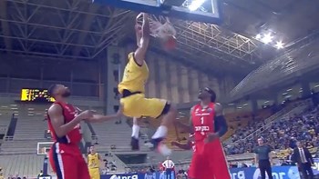 «Πλήρωσε» το κακό δεύτερο ημίχρονο η ΑΕΚ – Ήττα με 75-79 από την Χάποελ Ιερουσαλήμ