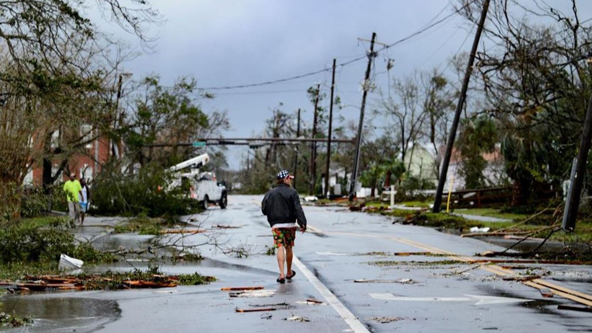 Τουλάχιστον 6 οι νεκροί από το σαρωτικό πέρασμα του κυκλώνα Μάικλ στην Φλόριντα