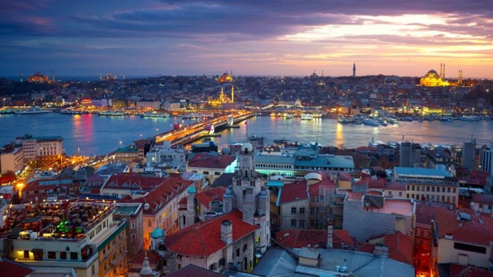 Προς πώληση δεκάδες πολυτελείς επαύλεις στον Βόσπορο λόγω κρίσης