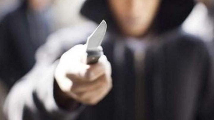 Σοκ στην Κύπρο: Μαθητής επιτέθηκε σε καθηγήτρια και την απείλησε με μαχαίρι