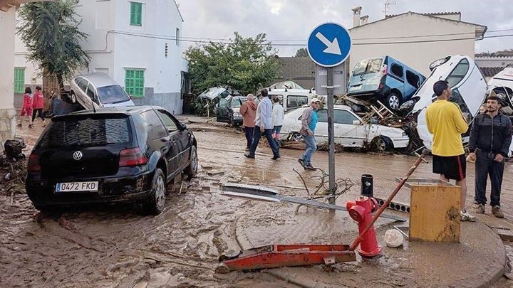 Aυξάνεται ο αριθμός των νεκρών από τις πλημμύρες στη Μαγιόρκα