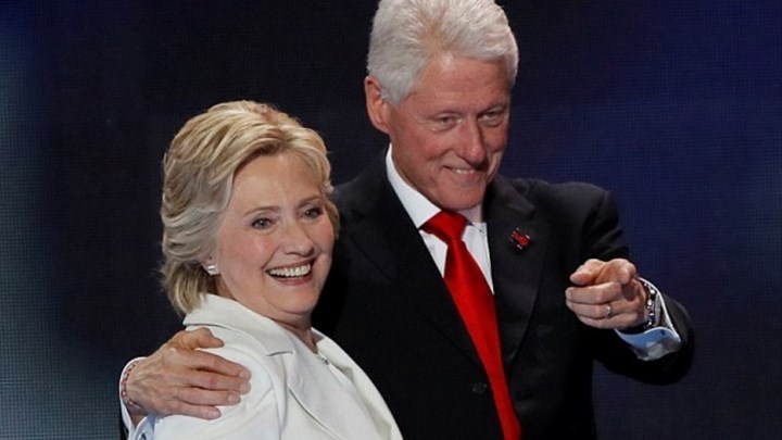 Χίλαρι Κλίντον: Σε καμία περίπτωση δεν έπρεπε να παραιτηθεί ο Μπιλ για το σκάνδαλο Λεβίνσκι – ΒΙΝΤΕΟ