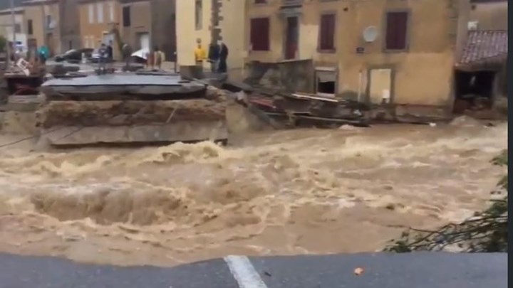 Στους 13 οι νεκροί από τις πλημμύρες στη νοτιοδυτική Γαλλία – BINTEO