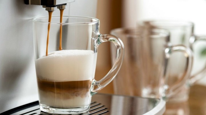 Δεν φαντάζεστε τι κρύβεται μέσα στην καφετιέρα σας