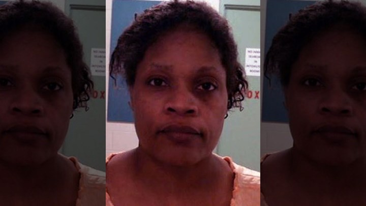 Φρίκη: Γιαγιά έσφαξε και έψησε στο φούρνο την 20 μηνών εγγονή της – ΦΩΤΟ