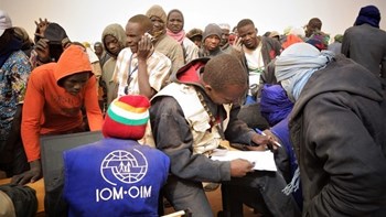 Στη Μάλτα 44 μετανάστες μετά την άρνηση της Ιταλίας να τους υποδεχθεί