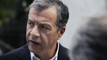 Θεοδωράκης: Η κυβέρνηση να δώσει εξηγήσεις για τα μυστικά κονδύλια όλων των υπουργείων