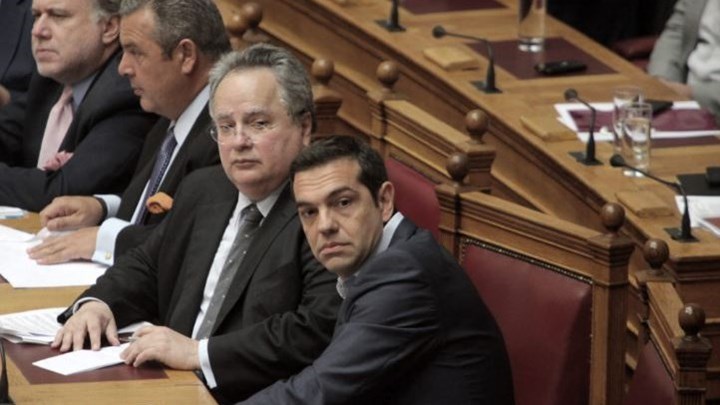 “Φωτιά” στο πολιτικό σκηνικό από την παραίτηση Κοτζιά – Η επόμενη μέρα στην κυβέρνηση και οι αντιδράσεις